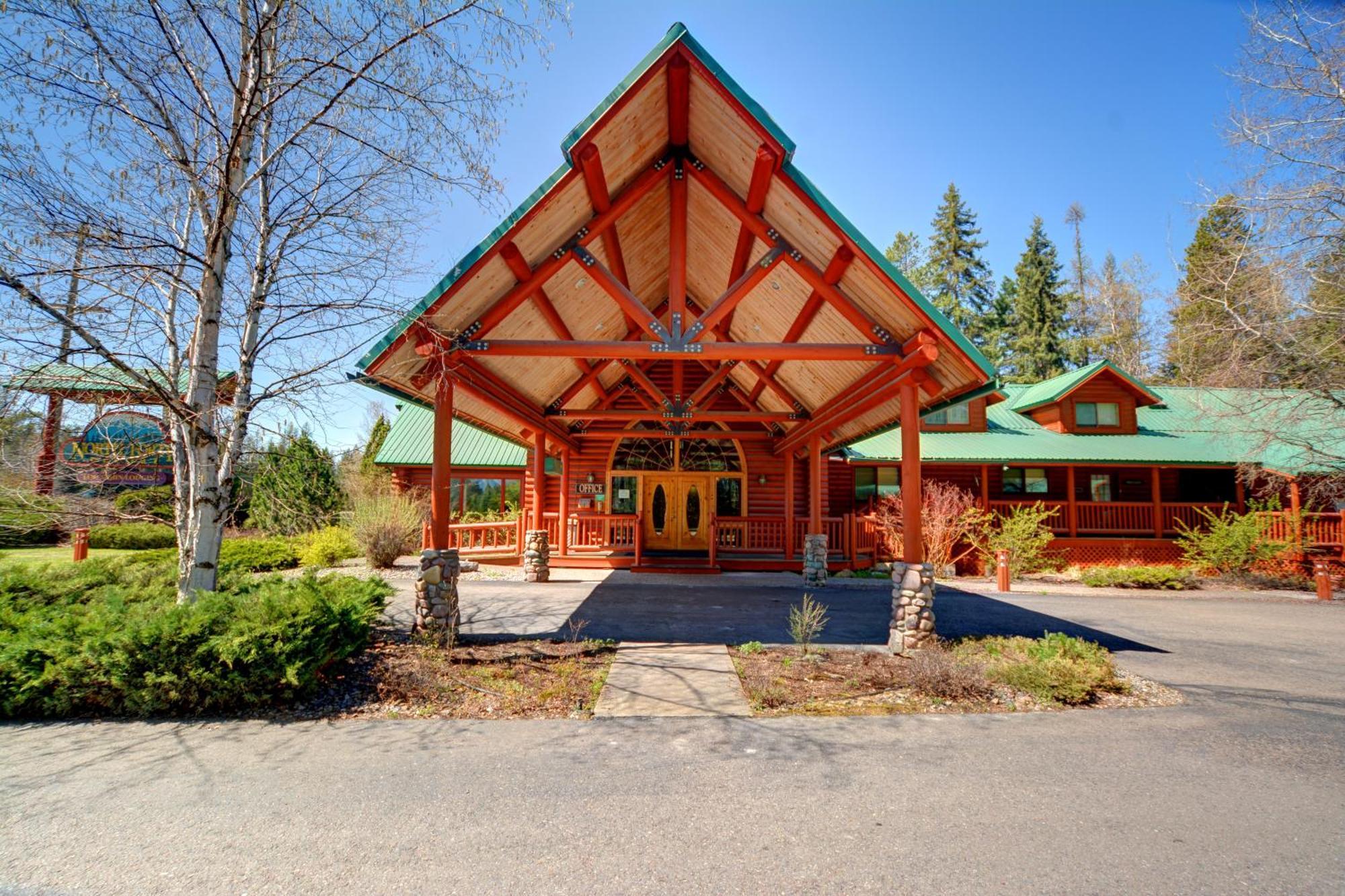 North Forty Resort コロンビア・フォールズ エクステリア 写真